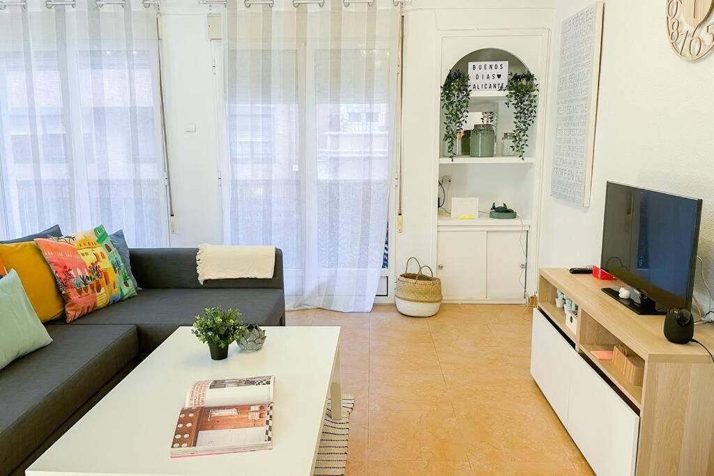 Coqueto Y Amplio Apartamento A 15 Min De La Playa Alicante Kültér fotó