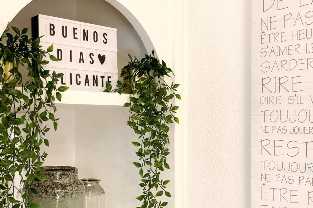 Coqueto Y Amplio Apartamento A 15 Min De La Playa Alicante Kültér fotó